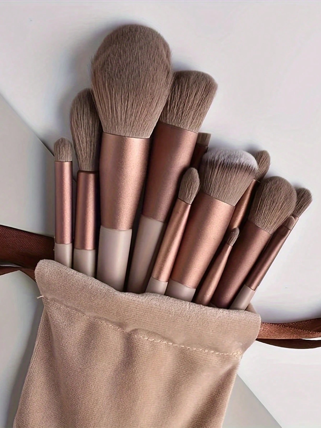 Brush Bristle Set - 13pcs Professional Makeup Brush Set, Suitable