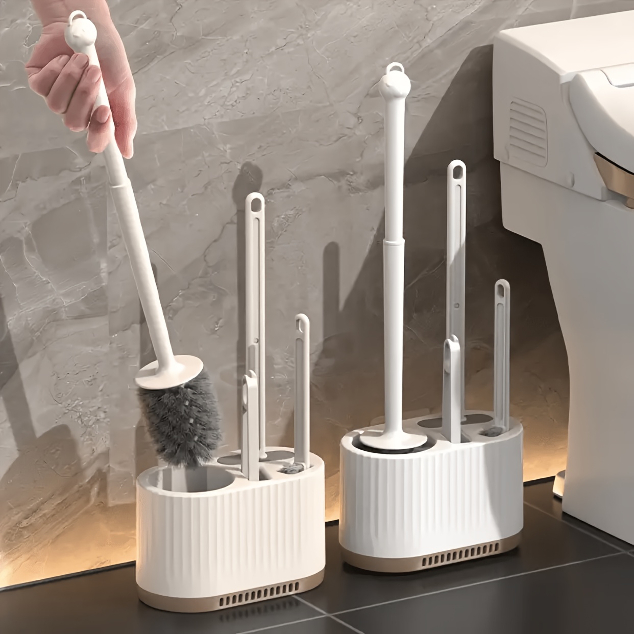 Set of 2 Toilet Brushes with H - Brush Bristle Set recensie en prijs